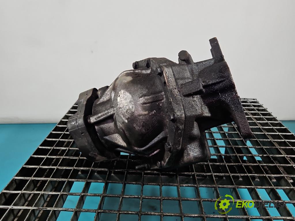 Volvo XC90 I 2002-2014 2.4 D5 (D5244T) 163 HP automatic 120 kW 2401 cm3 5- Redukce: 1023875