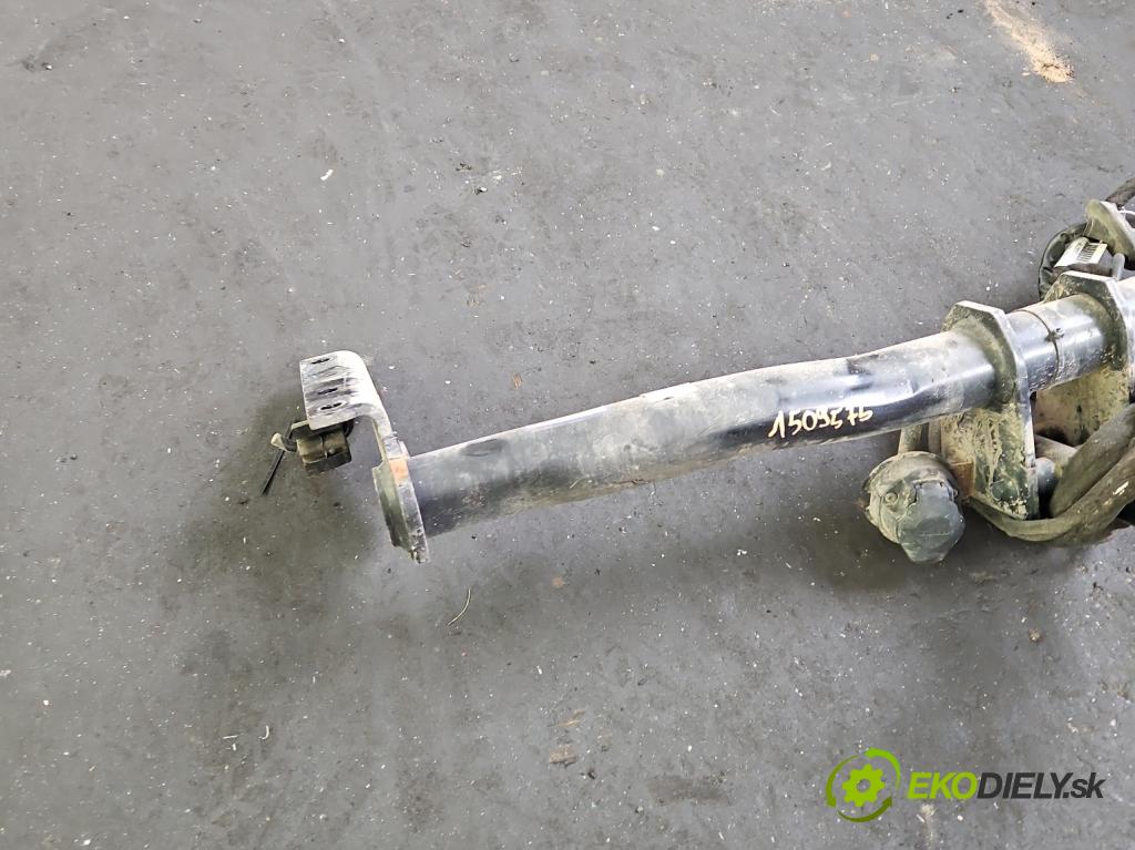 Volvo XC90 I 2002-2014 2.4 D5 (D5244T) 163 hp automatic 120 kW 2401 cm3 5- oko tažné  (Tažné zařízení)