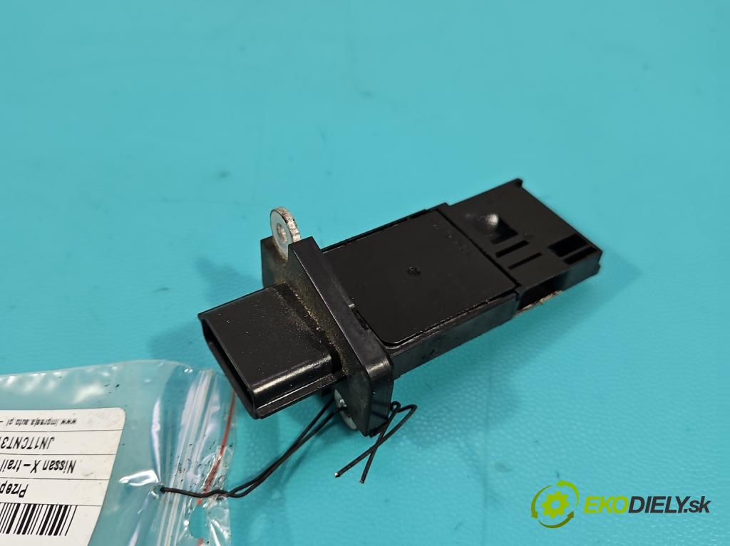 Nissan X-trail II T31 2008-2013 2.0 dci 173KM manual 127 kW 1995 cm3 5- průtokoměr: AFH70M-38 (Váha vzduchu)