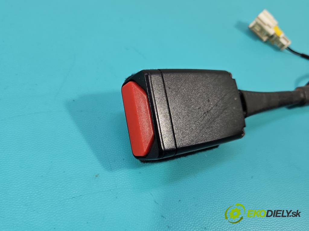 Peugeot 508 I 2010-2018 1.6 hdi 111KM manual 82 kW 1560 cm3 4- pas bezpečnosť: predné ľavý