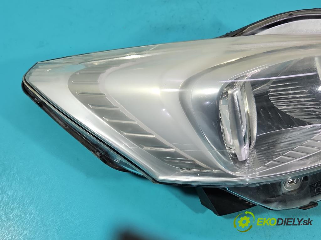 Peugeot 508 I 2010-2018 1.6 hdi 111KM manual 82 kW 1560 cm3 4- Reflektor: pravý 9678393080 (Svetlo predné pravé)