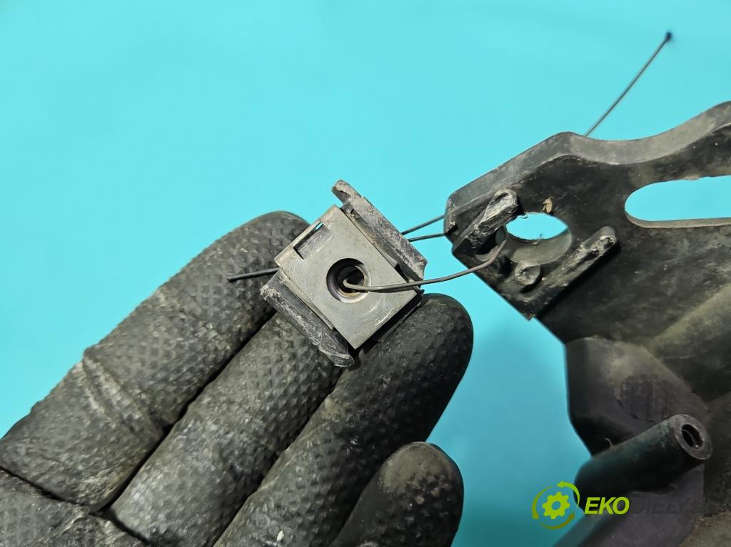 Peugeot 508 I 2010-2018 1.6 hdi 111KM manual 82 kW 1560 cm3 4- Reflektor: pravý 9678393080 (Svetlo predné pravé)