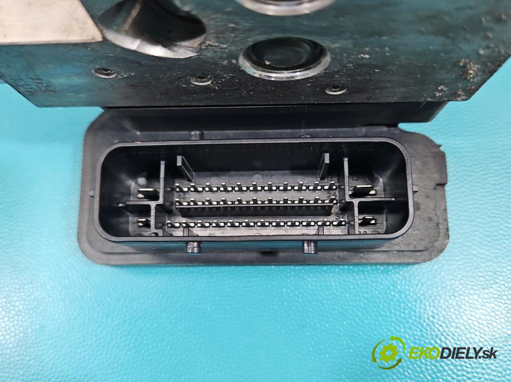 Bmw 5 F10 2010-2017 2.0b 184 hp automatic 135 kW 1997 cm3 4- čerpadlo abs 6858955 (Pumpa ABS)