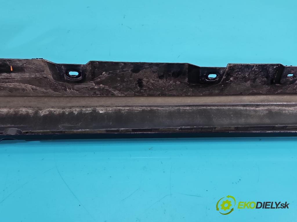 Bmw 5 F10 2010-2017 2.0b 184hp automatic 135 kW 1997 cm3 4- lišta práh: pravé 7184774 (Lišta prahová)