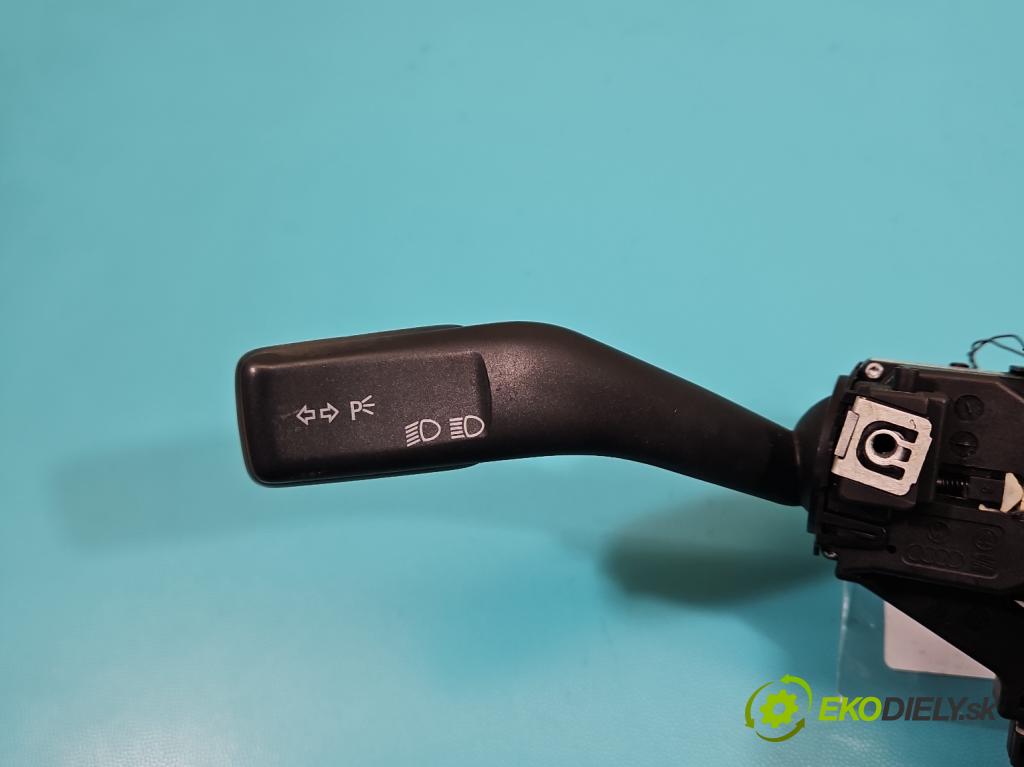 Audi A3 8P 2003-2012 2.0 tdi 140 HP manual 103 kW 1968 cm3 3- prepínač komplex: 1K0953513 (Prepínacie páčky pod volantom)