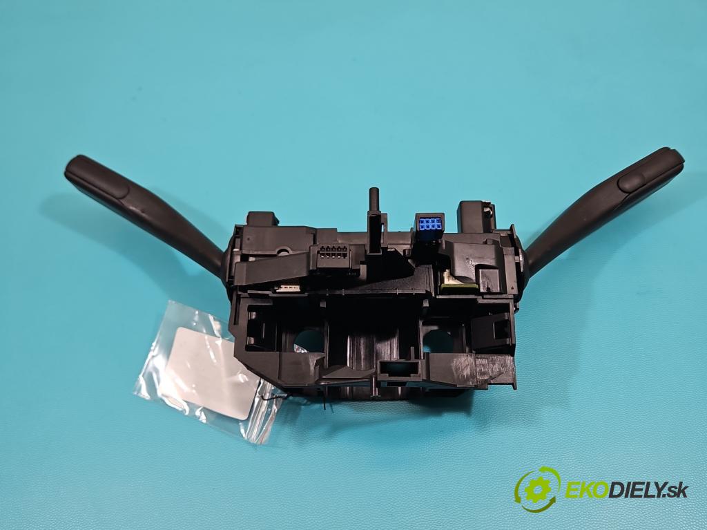 Audi A3 8P 2003-2012 2.0 tdi 140 HP manual 103 kW 1968 cm3 3- prepínač komplex: 1K0953513 (Prepínacie páčky pod volantom)