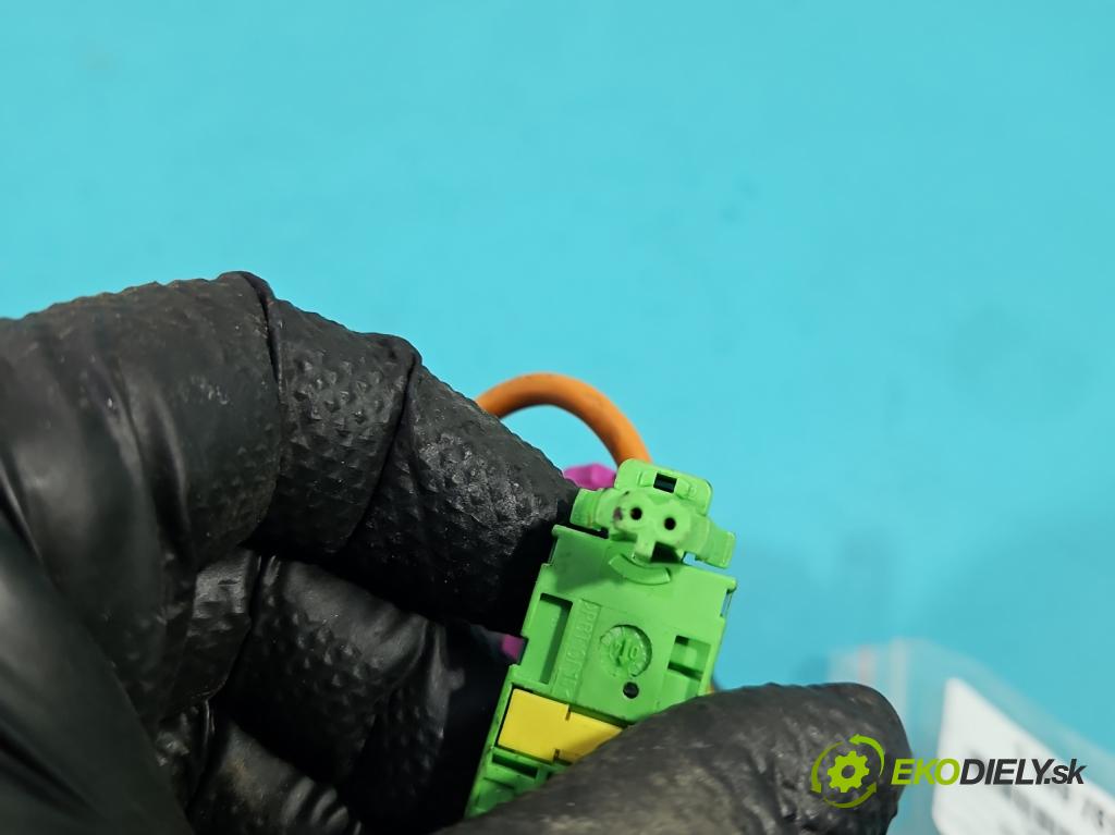 Volvo XC90 I 2002-2014 2.4 D5 (D5244T) 163 hp automatic 120 kW 2401 cm3 5- Páska: airbag 30669744 (Airbag)