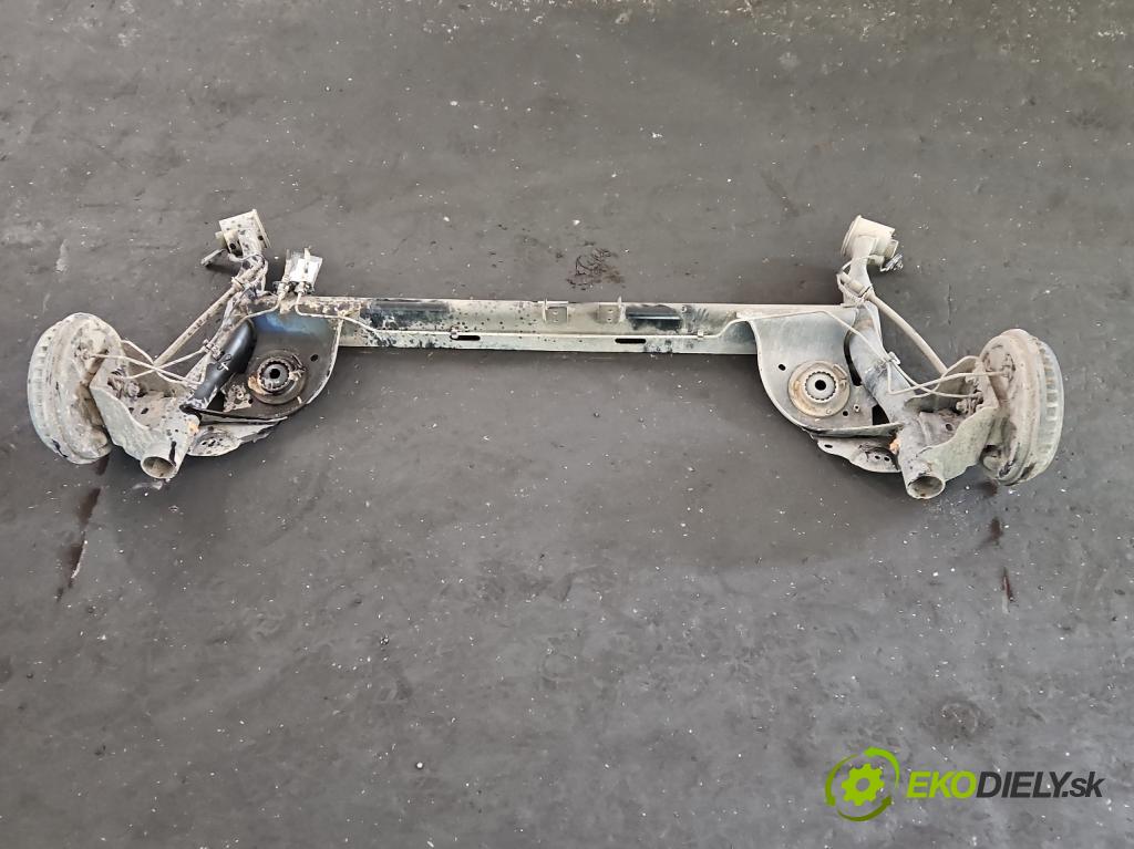 Dacia Sandero III 2020- 1.0 SCe 480) 91KM manual 67 kW 999 cm3 5- zadní výztuha  (Zadní výztuha)