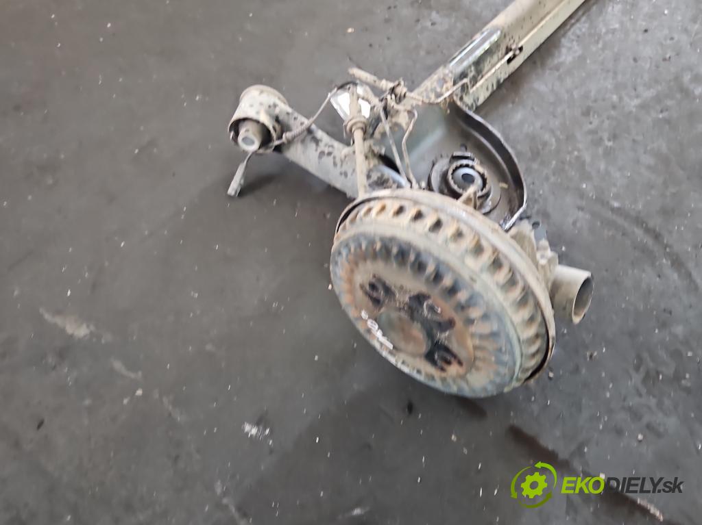 Dacia Sandero III 2020- 1.0 SCe 480) 91KM manual 67 kW 999 cm3 5- zadní výztuha  (Zadní výztuha)