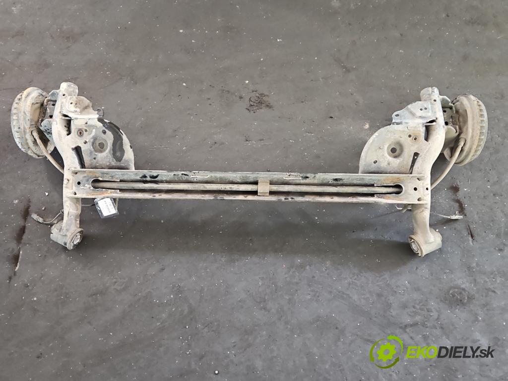 Dacia Sandero III 2020- 1.0 SCe 480) 91KM manual 67 kW 999 cm3 5- zadní výztuha  (Zadní výztuha)