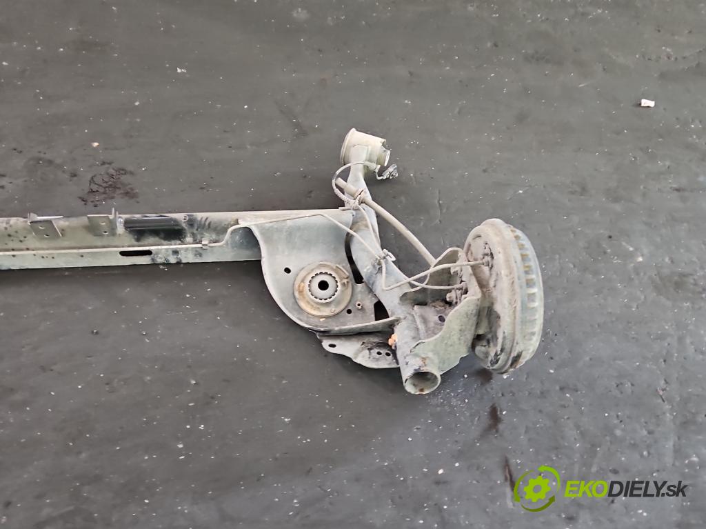 Dacia Sandero III 2020- 1.0 SCe 480) 91KM manual 67 kW 999 cm3 5- zadní výztuha  (Zadní výztuha)