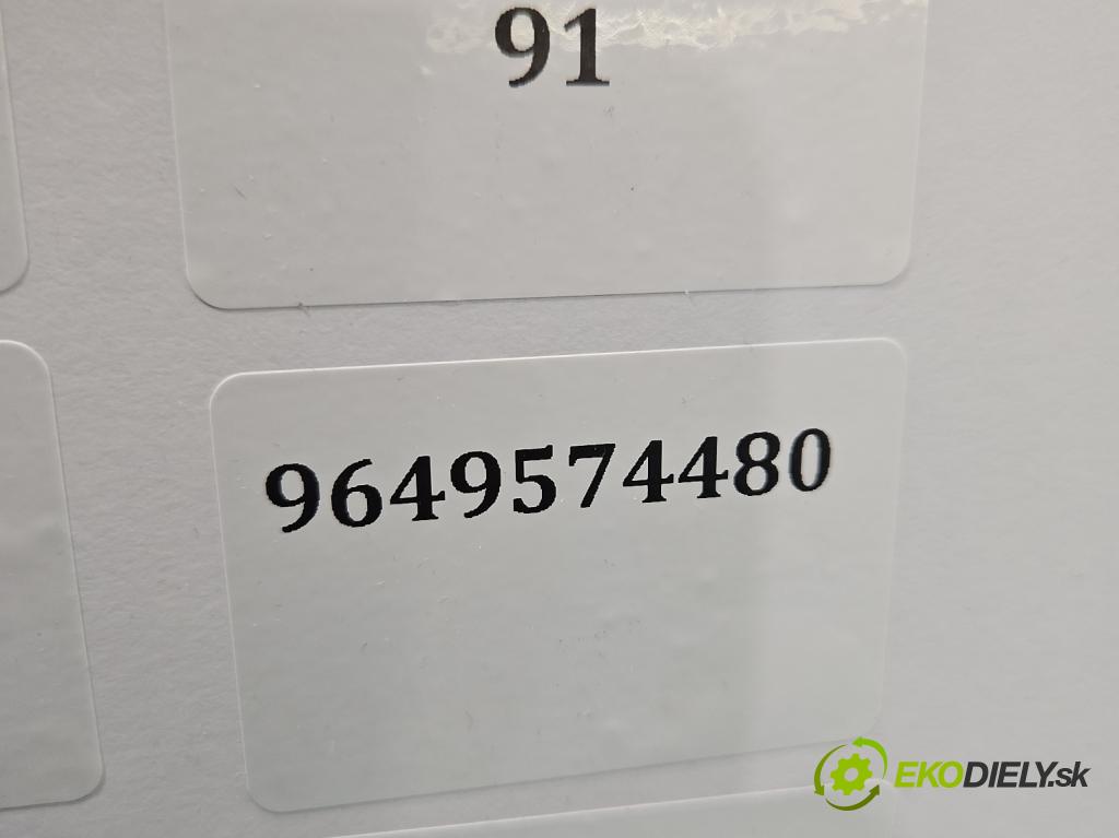 Citroen C2 1.4 HDI 68 HP manual 50 kW 1398 cm3 3- vstrek 9655304880 (Vstrekovač paliva)