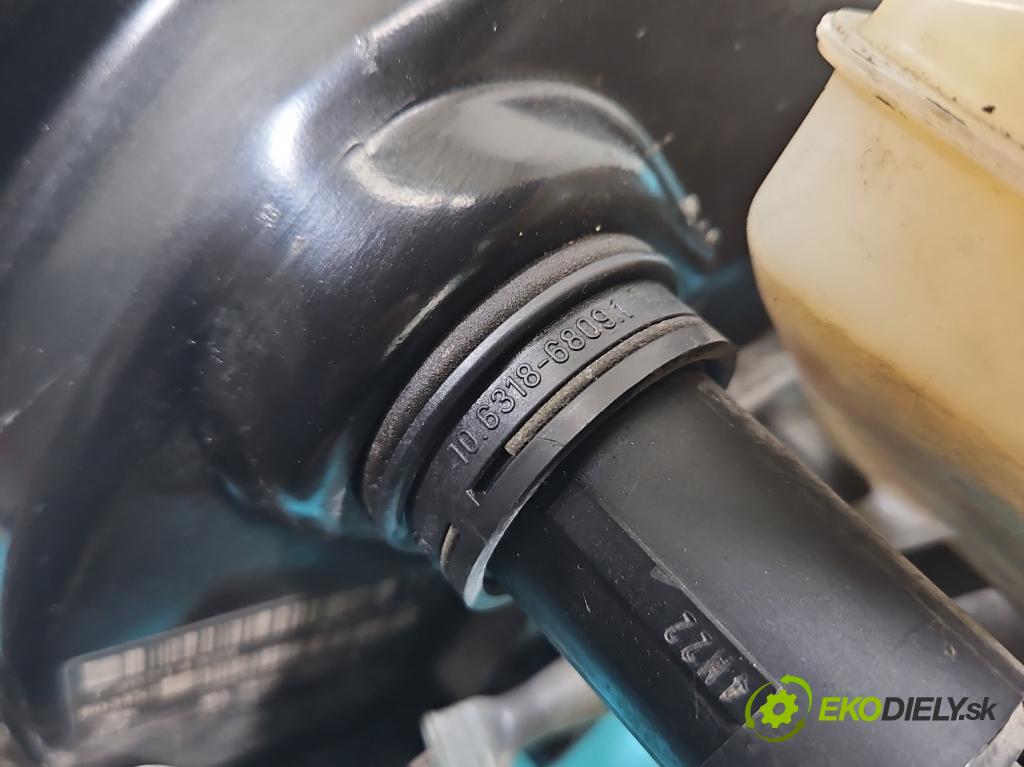 Volvo XC90 I 2002-2014 2.4 D5 D5244T: 163 HP automatic 120 kW 2401 cm3 5- servo brzdové P30714325