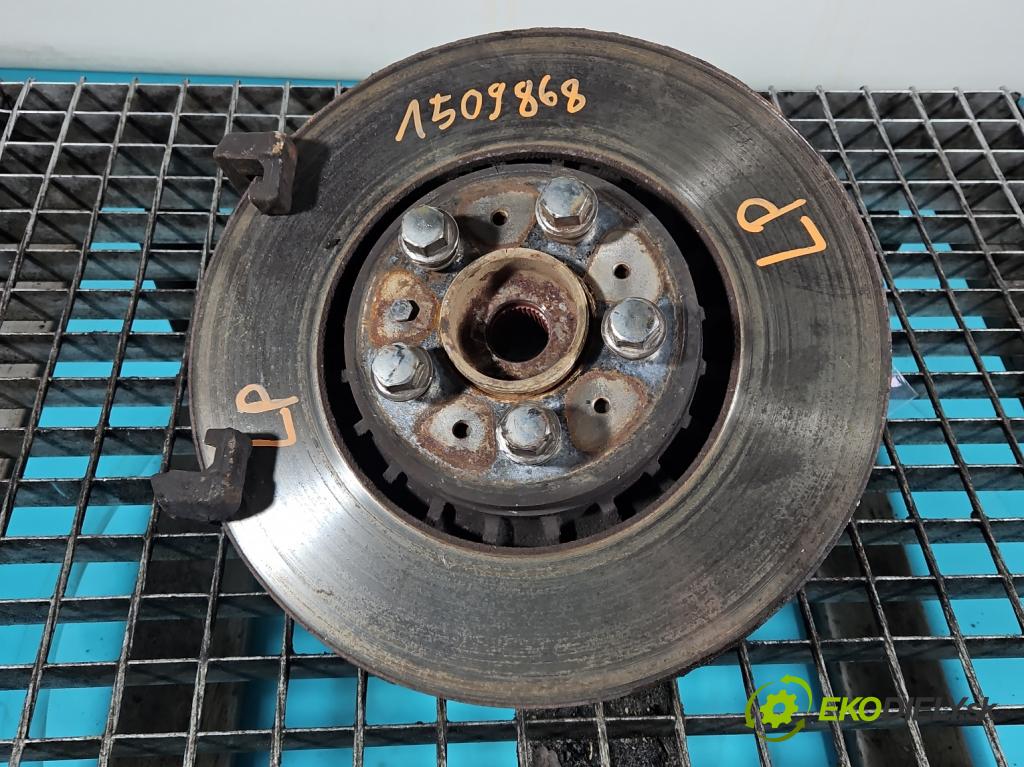 Volvo XC90 I 2002-2014 2.4 D5 (D5244T) 163 HP automatic 120 kW 2401 cm3 5- náboj ľavé  (Náboj kolesa)