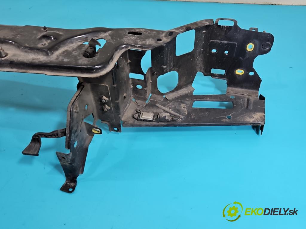 Volvo XC90 I 2002-2014 2.4 D5 (D5244T) 163 hp automatic 120 kW 2401 cm3 5- stěna přední  (Přední výztuha)