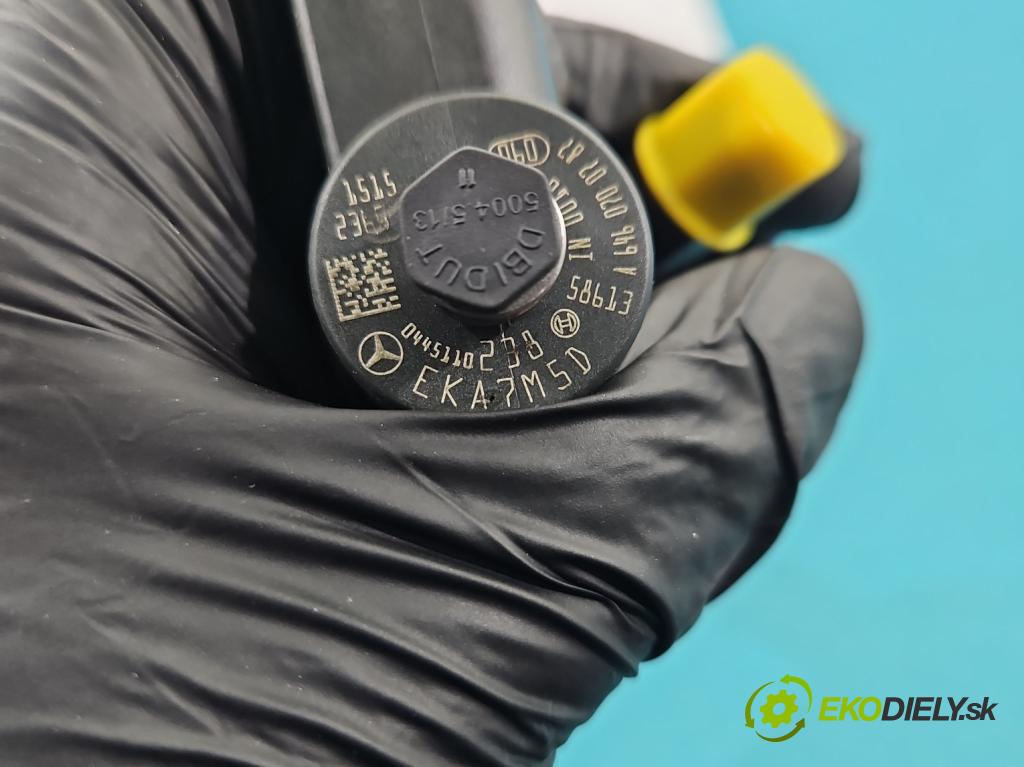 Mercedes C W203 2000-2007 2,2.0 cdi 150 HP automatic 110 kW 2148 cm3 5- vstrek 0445110238 (Vstrekovač paliva)