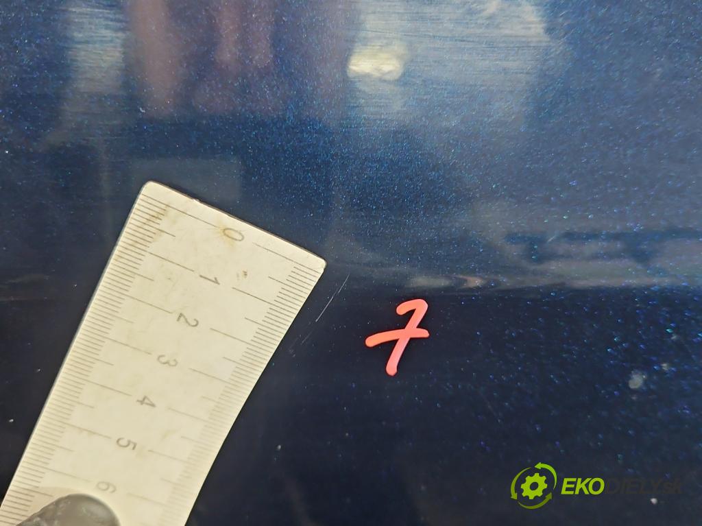 Suzuki SX4 S-Cross 2013-2021 1.4 T 140 HP manual 103 kW 1373 cm3 5- dvere predné pravé  (Kľučka dverí ostatné)