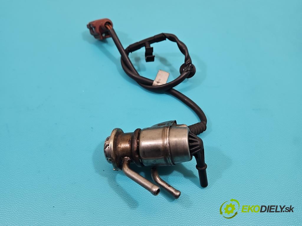 Skoda Superb III 2015-2024 2.0 tdi 190 HP automatic 140 kW 1968 cm3 5- vstrek 0444025042 (Vstrekovač paliva)