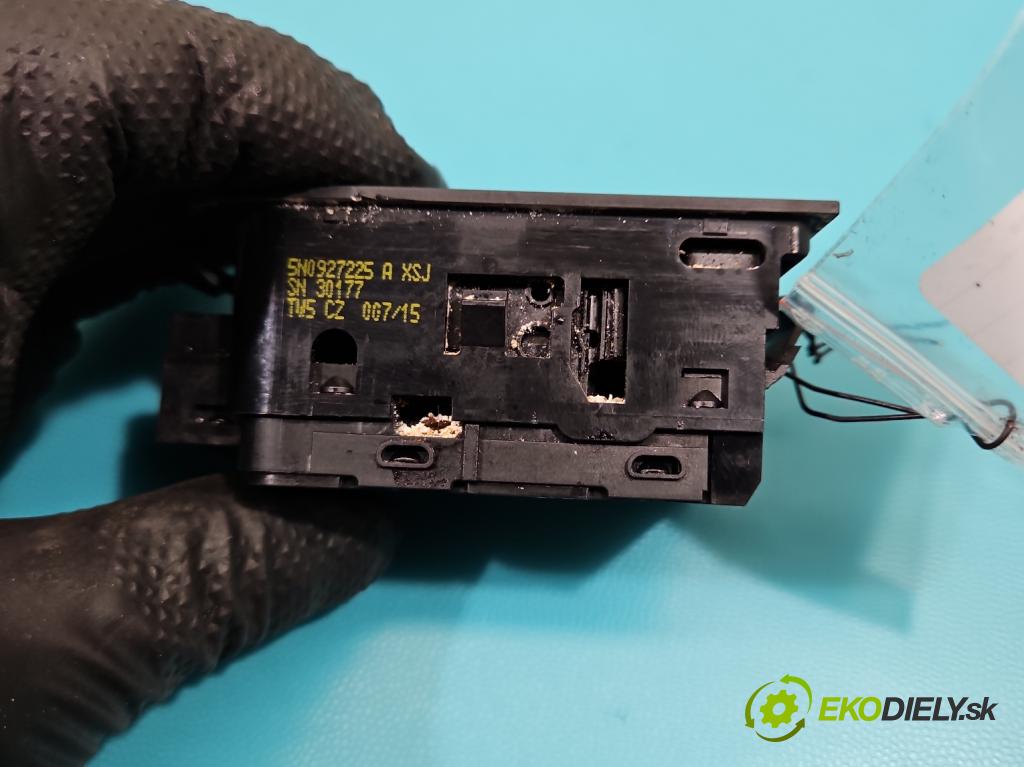 Vw Sharan II 2010-2022 2.0 tdi 177 HP automatic 130 kW 1968 cm3 5- prepínač brzda: ručný 5N0927225A (Prepínacie páčky pod volantom)