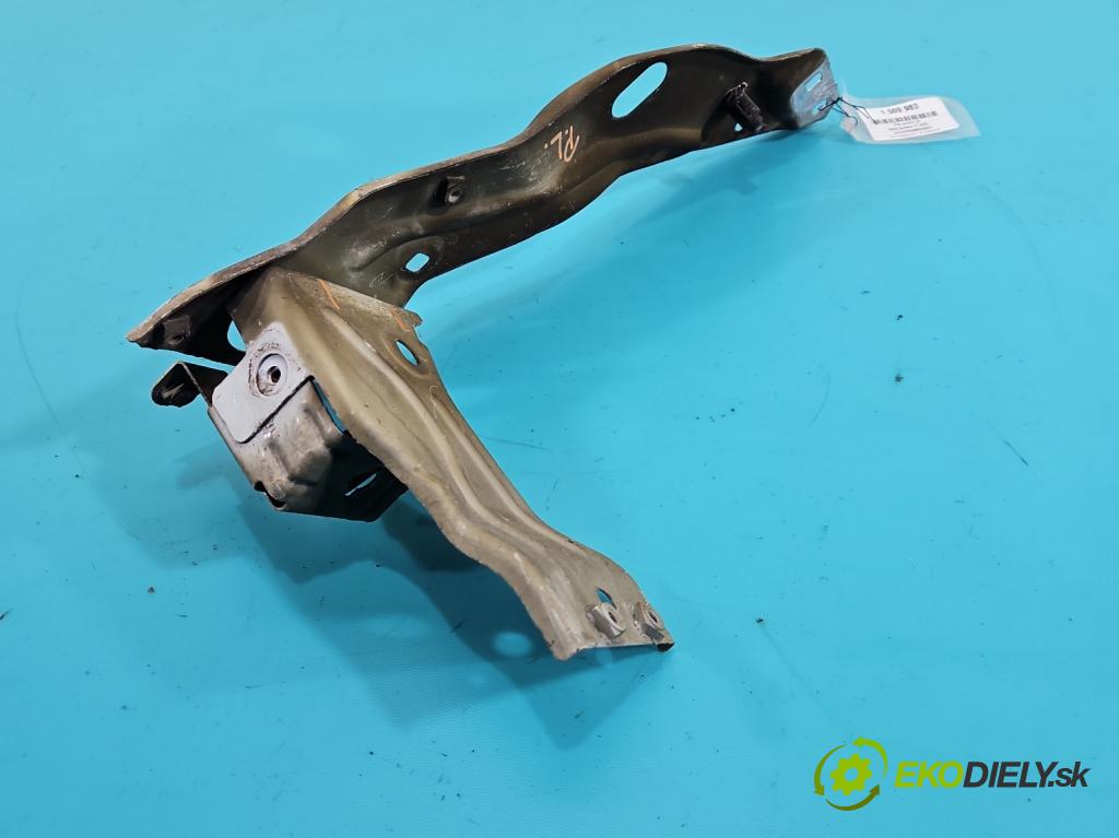 Dacia Sandero III 2020- 1.0 SCe 480) 91KM manual 67 kW 999 cm3 5- stěna přední 625131040R (Přední výztuha)