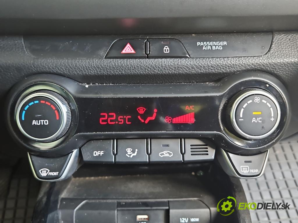 Kia Rio IV 2016-2023 1.2 16V 84KM manual 61,8 kW 1197 cm3 5- palubní deska panel topení 97250-H8XXX