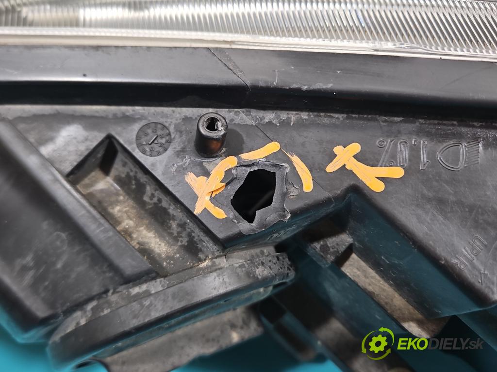 Opel Astra IV 2009-2015 1.6 16v 116 HP manual 85 kW 1598 cm3 5- Reflektor: pravý 13365291 (Svetlo predné pravé)