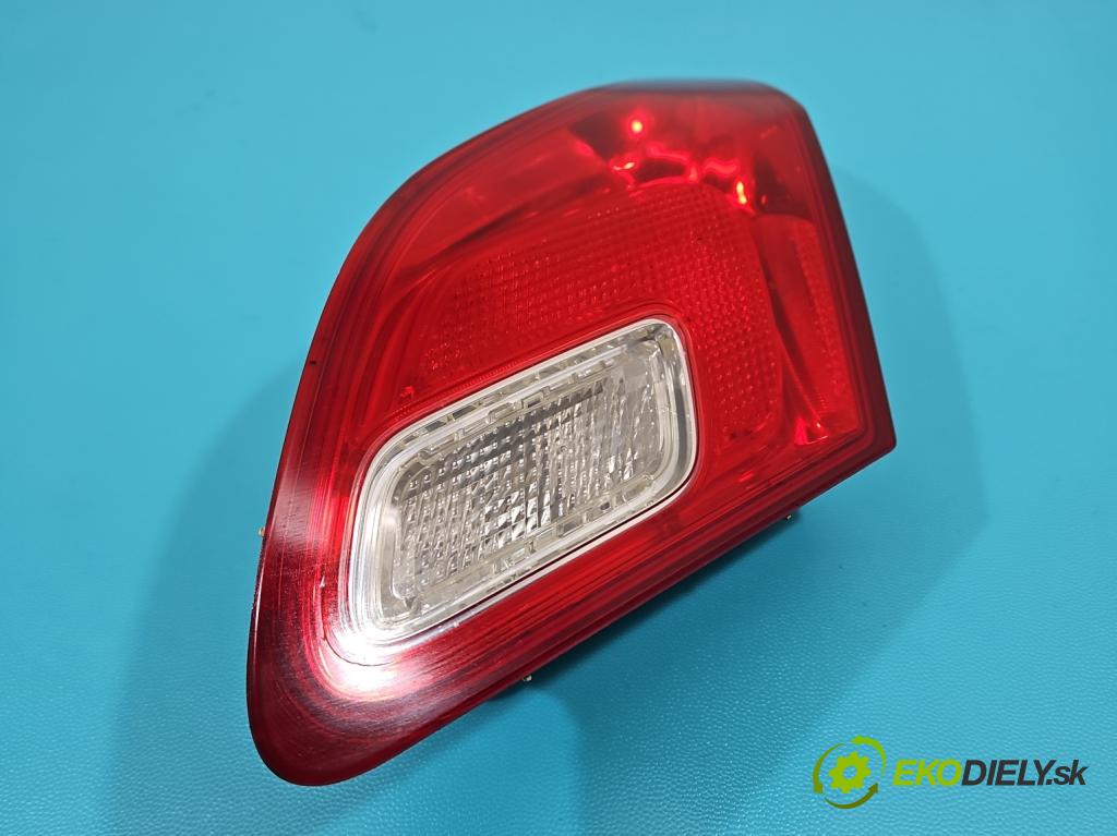 Opel Astra IV 2009-2015 1.6 16v 116 hp manual 85 kW 1598 cm3 5- světlo zadní pravé  (Klika dveří ostatní)