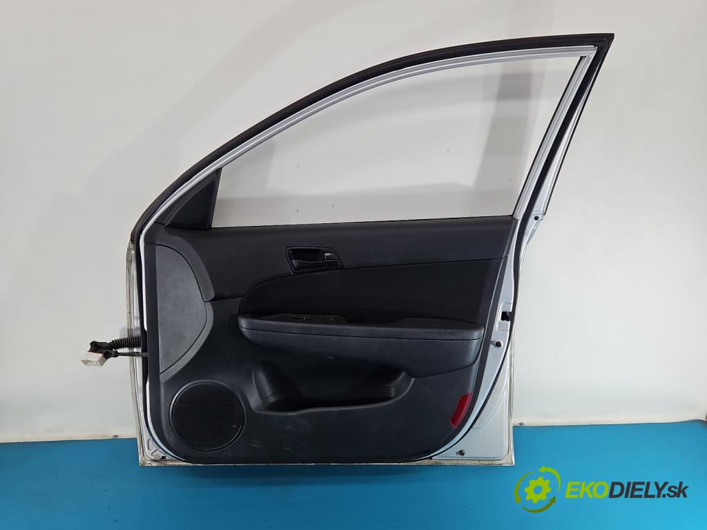 Hyundai I30 I 2007-2012 1.4 16V 109 HP manual 80,2 kW 1396 cm3 5- dvere predné pravé  (Kľučka dverí ostatné)