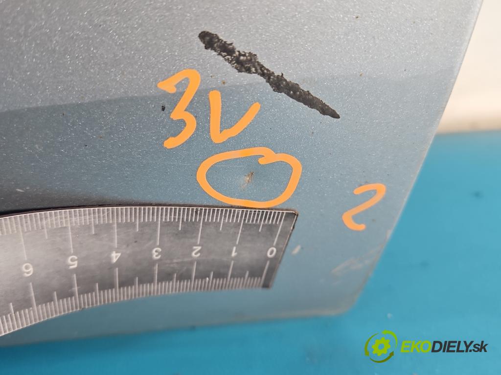 Hyundai I30 I 2007-2012 1.4 16V 109 HP manual 80,2 kW 1396 cm3 5- dvere predné pravé  (Kľučka dverí ostatné)