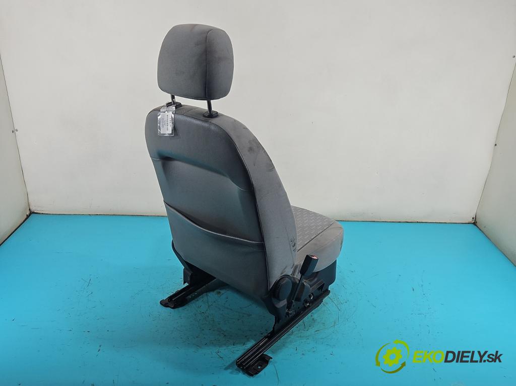 Ford Fusion 1.4 16V 80 HP manual 59 kW 1388 cm3 5- Sedačka ľavý (Sedadlo)
