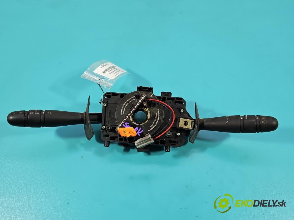 Renault Megane I 1995-2003 1.9 dti 98 HP manual 72 kW 1870 cm3 5- prepínač komplex:  (Prepínacie páčky pod volantom)