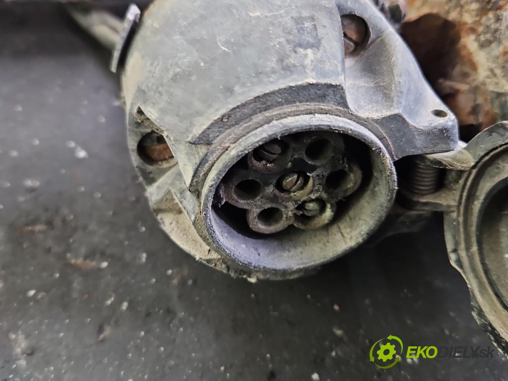 Renault Megane I 1995-2003 1.9 dti 98 hp manual 72 kW 1870 cm3 5- oko tažné  (Tažné zařízení)