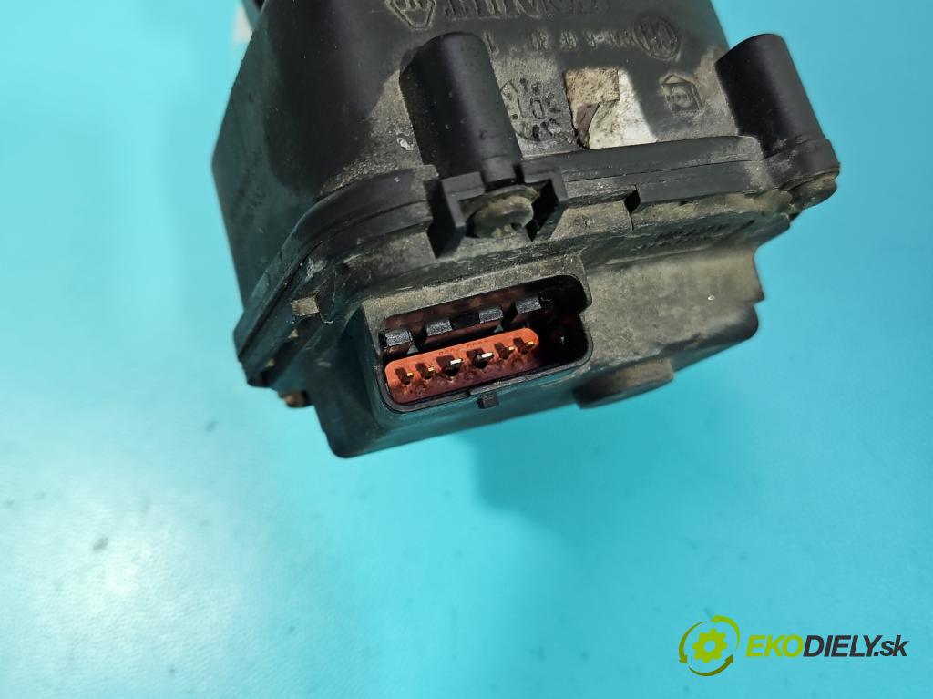 Renault Laguna II 2001-2007 2.0 16V 140 HP manual 103 kW 1998 cm3 5- klapka 8200059268 (Škrtiaca klapka)