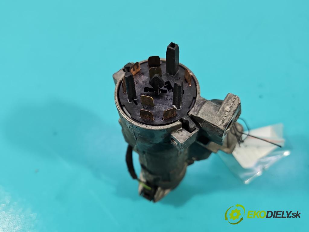 Vw Polo IV 9N 2001-2009 1.2 12V 64 HP manual 47 kW 1198 cm3 5- Spínačka 4B0905851C (Spínacia skrinka)