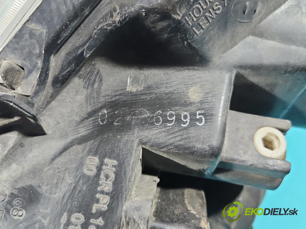 Vw Polo IV 9N 2001-2009 1.2 12V 64 HP manual 47 kW 1198 cm3 5- Reflektor: pravý  (Svetlo predné pravé)