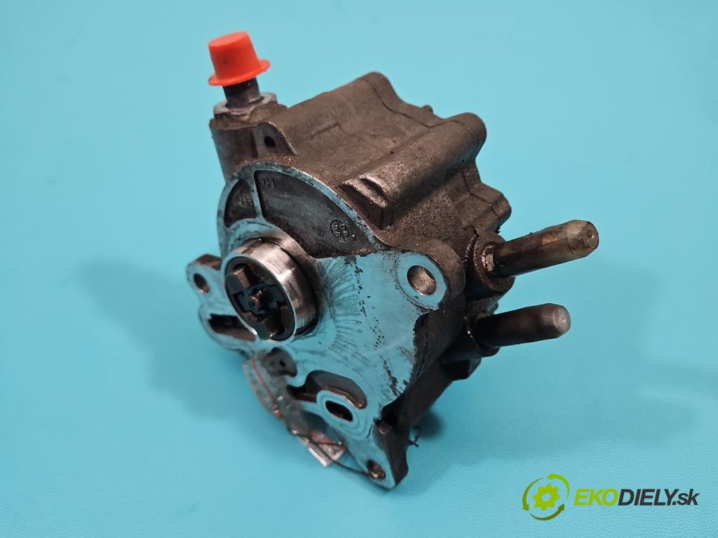 Audi A3 8P 2003-2012 2.0 tdi 140 hp manual 103 kW 1968 cm3 3- čerpadlo vákuum 03G145209D