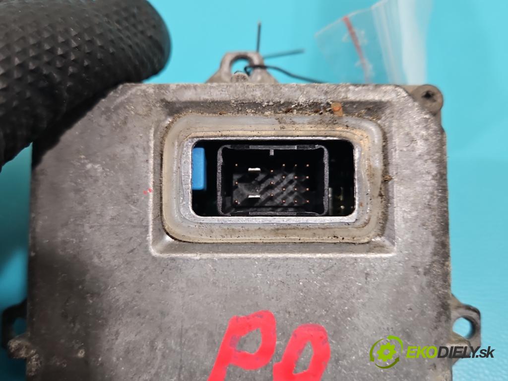 Audi A3 8P 2003-2012 2.0 tdi 140 HP manual 103 kW 1968 cm3 3- střídač: xenon 1307329066 (Riadiaca jednotka xenónu)