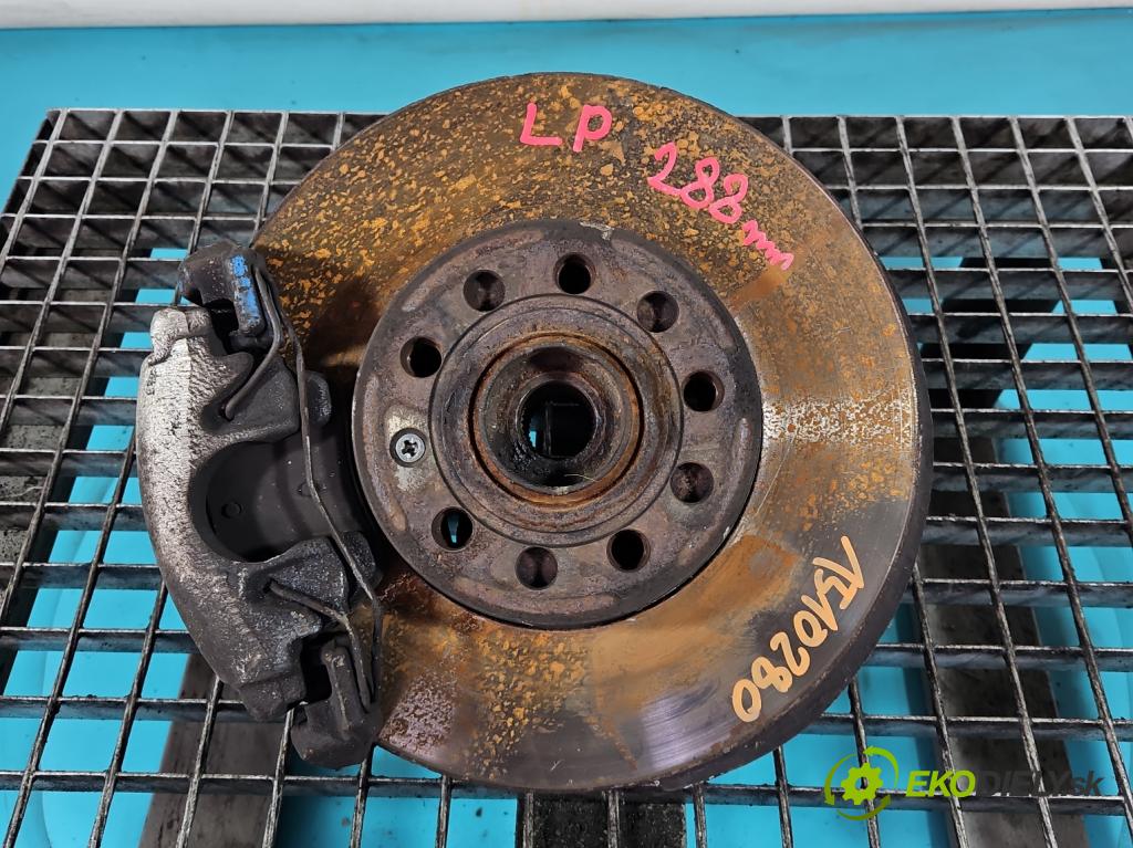 Audi A3 8P 2003-2012 2.0 tdi 140 HP manual 103 kW 1968 cm3 3- náboj ľavé  (Náboj kolesa)