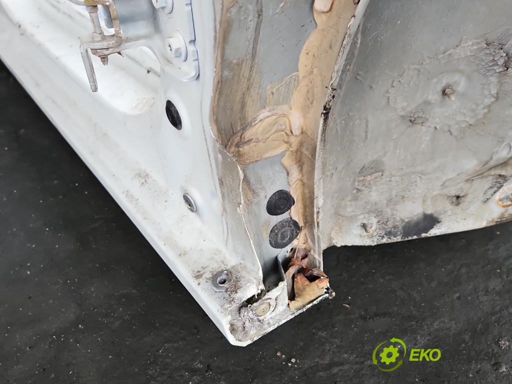 Dacia Sandero III 2020- 1.0 SCe 480) 91KM manual 67 kW 999 cm3 5- práh pravý  (Karoserie ostatní)