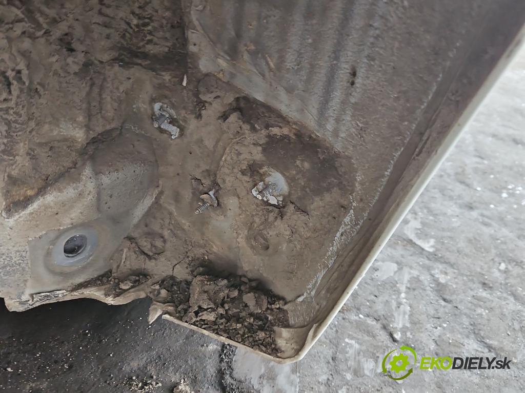 Dacia Sandero III 2020- 1.0 SCe 480) 91KM manual 67 kW 999 cm3 5- práh pravý  (Karoserie ostatní)