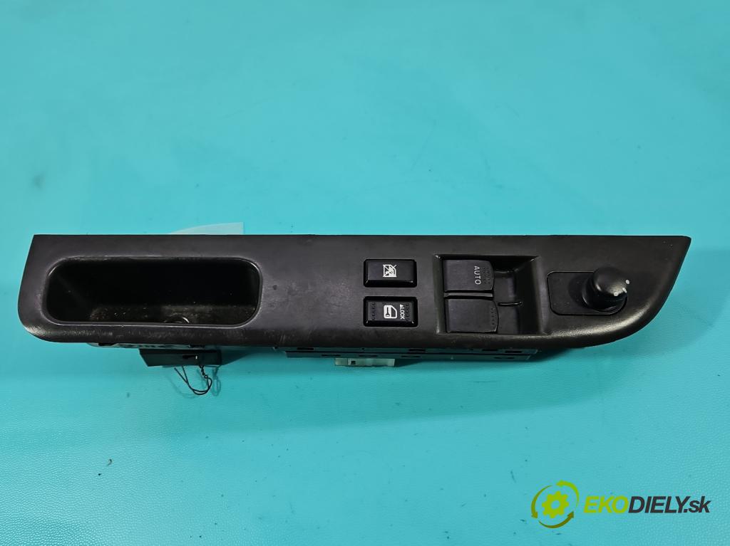 Suzuki Swift Mk6 2005-2010 1.3 16V (M13A) 92 hp manual 68 kW 1328 cm3 5- Přepínač oken zpětných zrcátek 83762-62J11