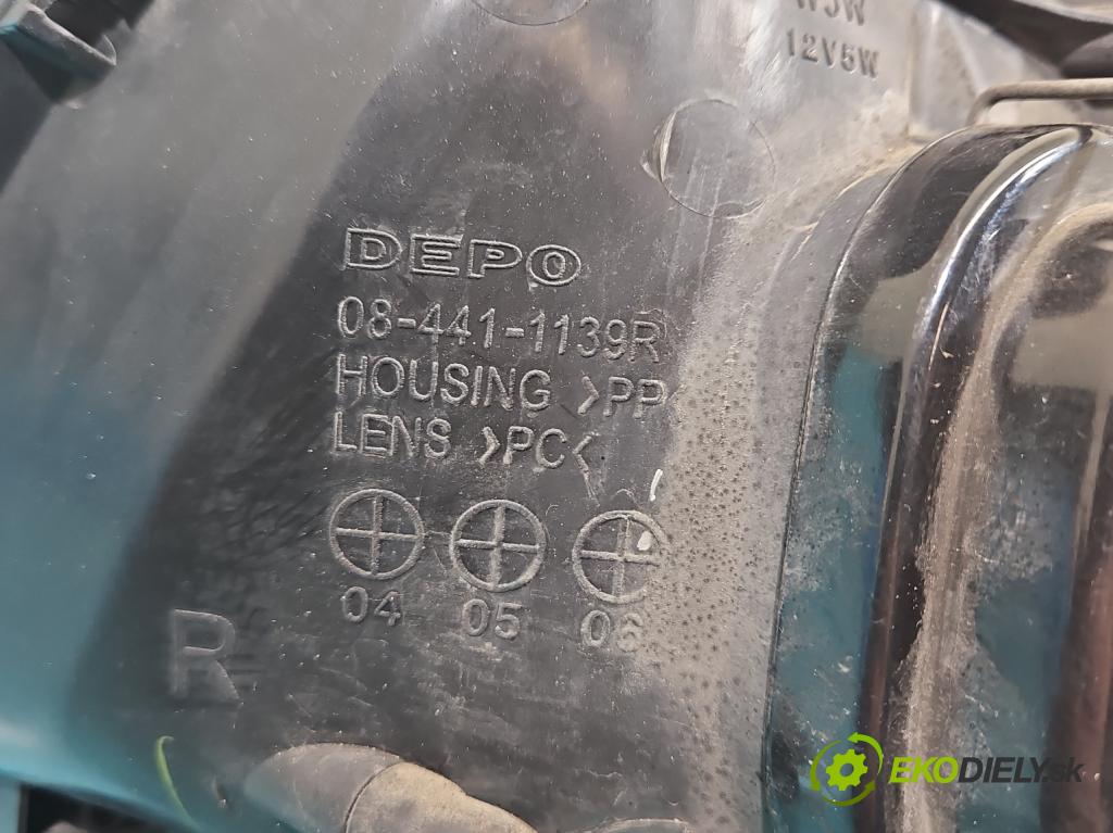 Vw Polo III 6N 1994-2001 1.0 mpi 50KM manual 37 kW 999 cm3 5- Reflektor: pravý  (Svetlo predné pravé)