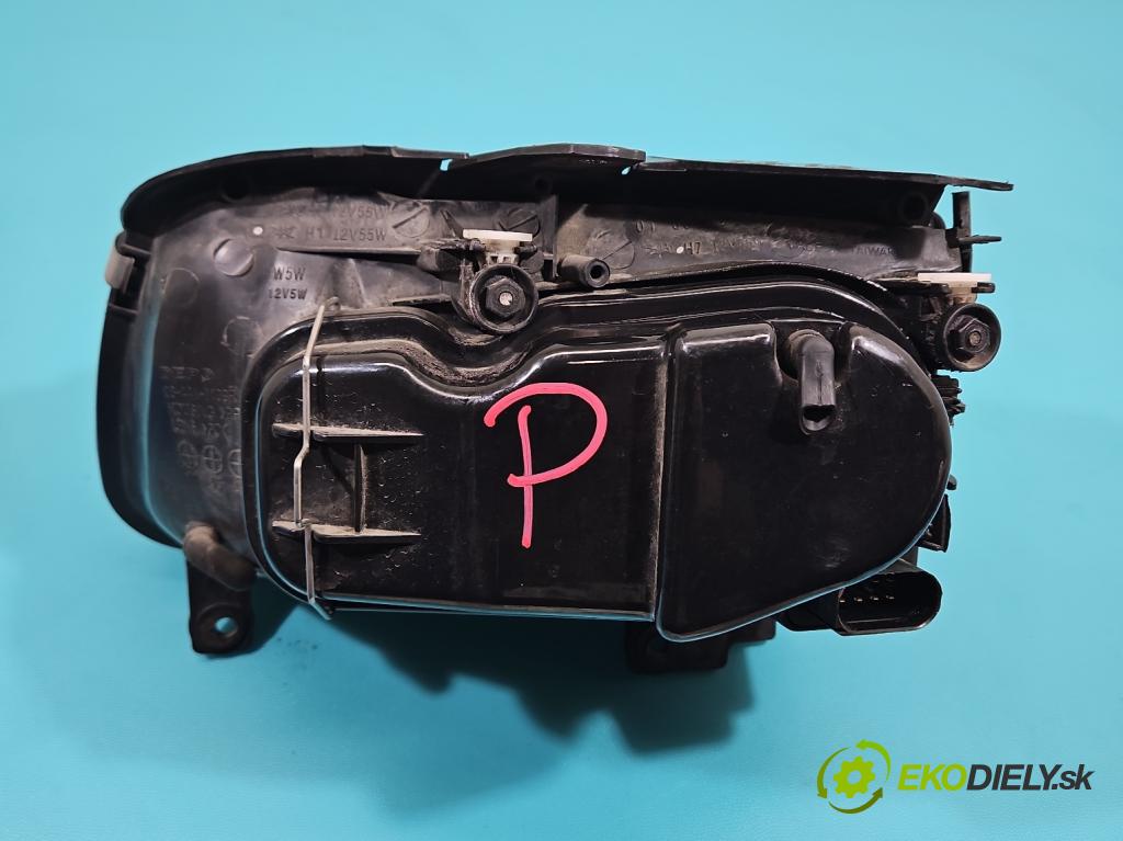 Vw Polo III 6N 1994-2001 1.0 mpi 50KM manual 37 kW 999 cm3 5- Reflektor: pravý  (Svetlo predné pravé)