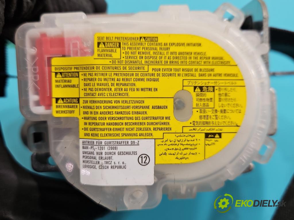 Hyundai I30 I 2007-2012 1.4 16V 109 hp manual 80.2 kW 1396 cm3 5- kokpit,přistrojova deska