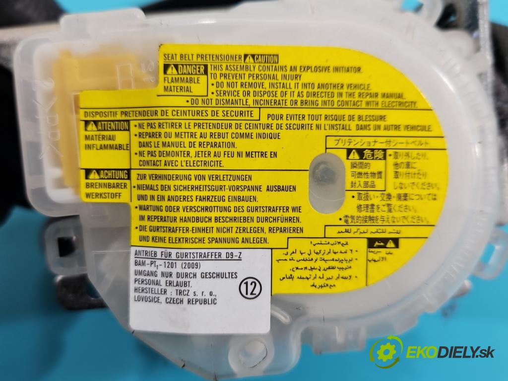 Hyundai I30 I 2007-2012 1.4 16V 109 hp manual 80.2 kW 1396 cm3 5- kokpit,přistrojova deska