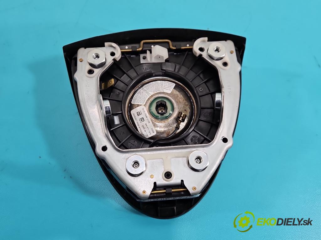 Hyundai I30 I 2007-2012 1.4 16V 109 hp manual 80.2 kW 1396 cm3 5- kokpit,přistrojova deska