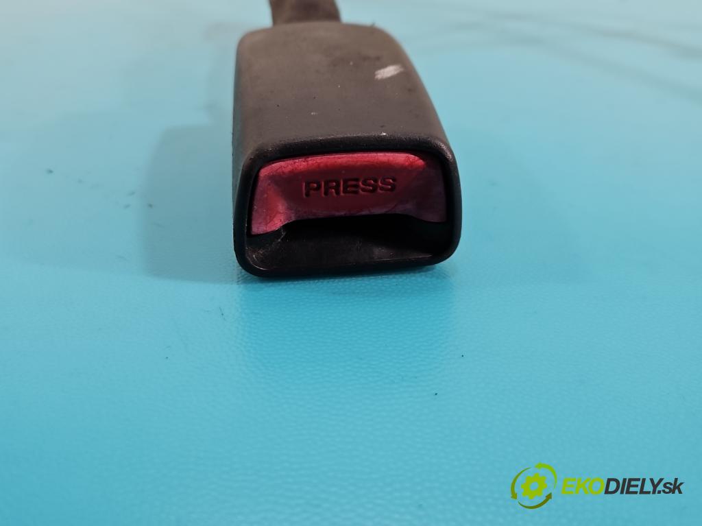 Hyundai I30 I 2007-2012 1.4 16V 109 hp manual 80.2 kW 1396 cm3 5- kokpit,přistrojova deska