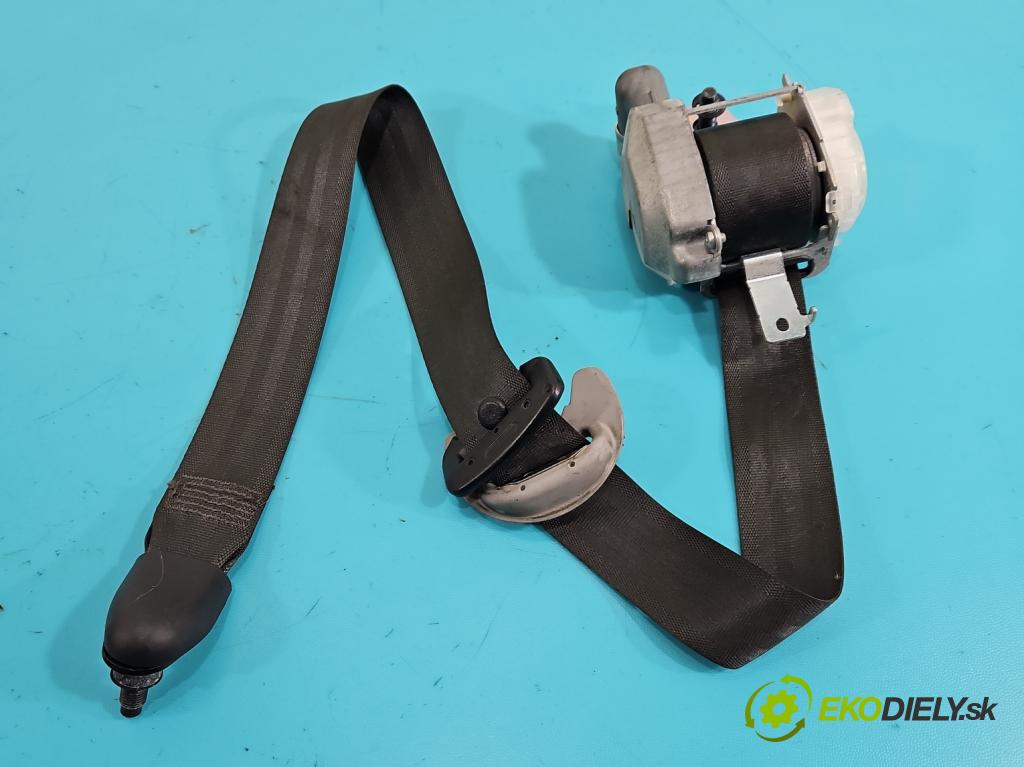 Hyundai I30 I 2007-2012 1.4 16V 109 hp manual 80.2 kW 1396 cm3 5- kokpit,přistrojova deska