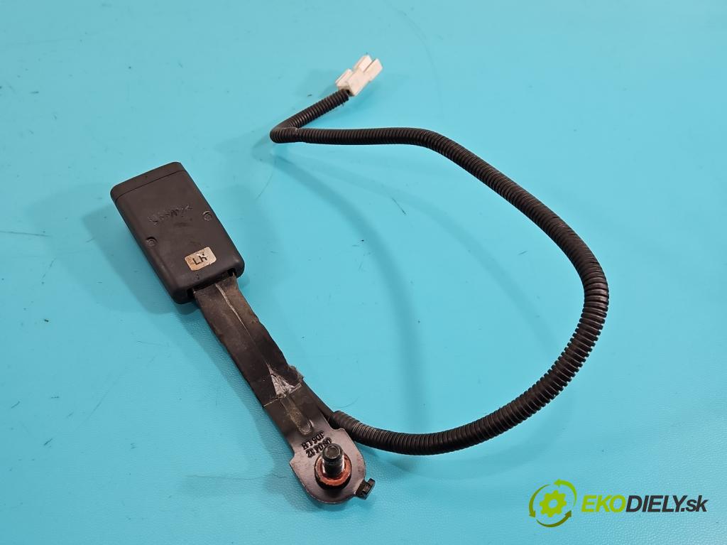 Hyundai I30 I 2007-2012 1.4 16V 109 hp manual 80.2 kW 1396 cm3 5- kokpit,přistrojova deska