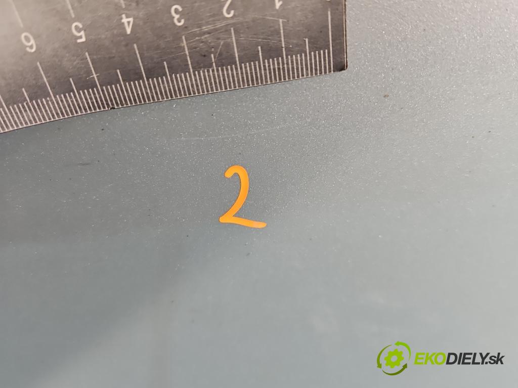 Hyundai I30 I 2007-2012 1.4 16V 109 HP manual 80,2 kW 1396 cm3 5- dvere zadné pravé  (Kľučka dverí ostatné)
